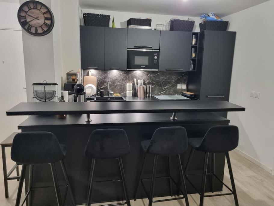 Appartement Cosy Et Equipe โม ภายนอก รูปภาพ